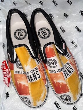 RARE Vans 30th Anniversary Triple Crown of Surfing Mens Classic Slip On Shoes